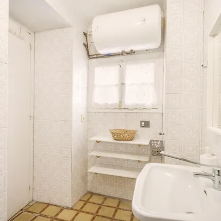 Holiday home Casa Estel Miracle Juncosa